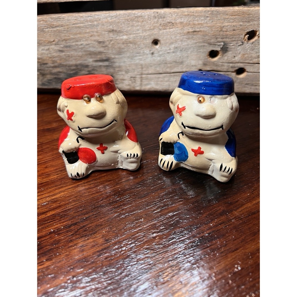 Vintage Salt And Pepper Shakers Funny Guys Ceramic Cartoonish‎ MCM Hand Painted